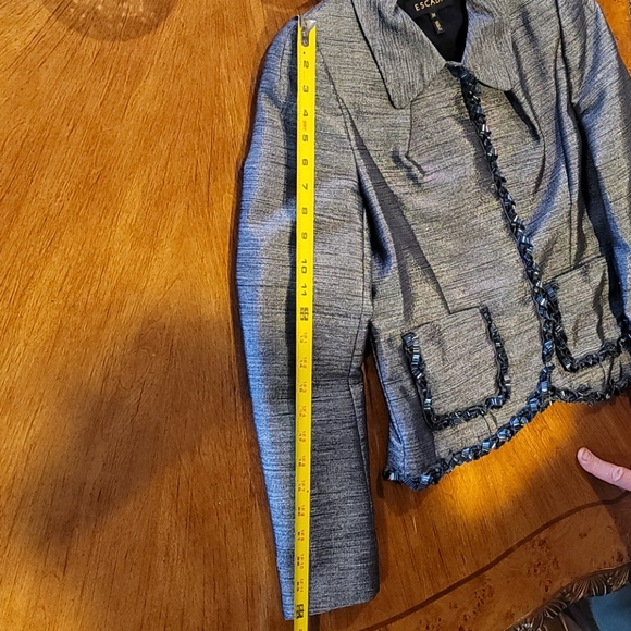 Escada jacket - Picture 9 of 9